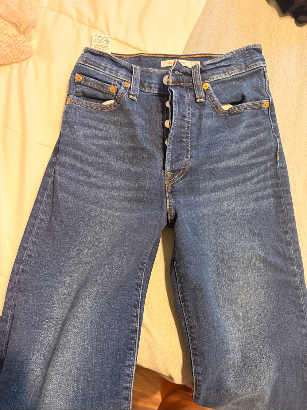 Levi’s ribcafe straight size 25/27 **cut hem